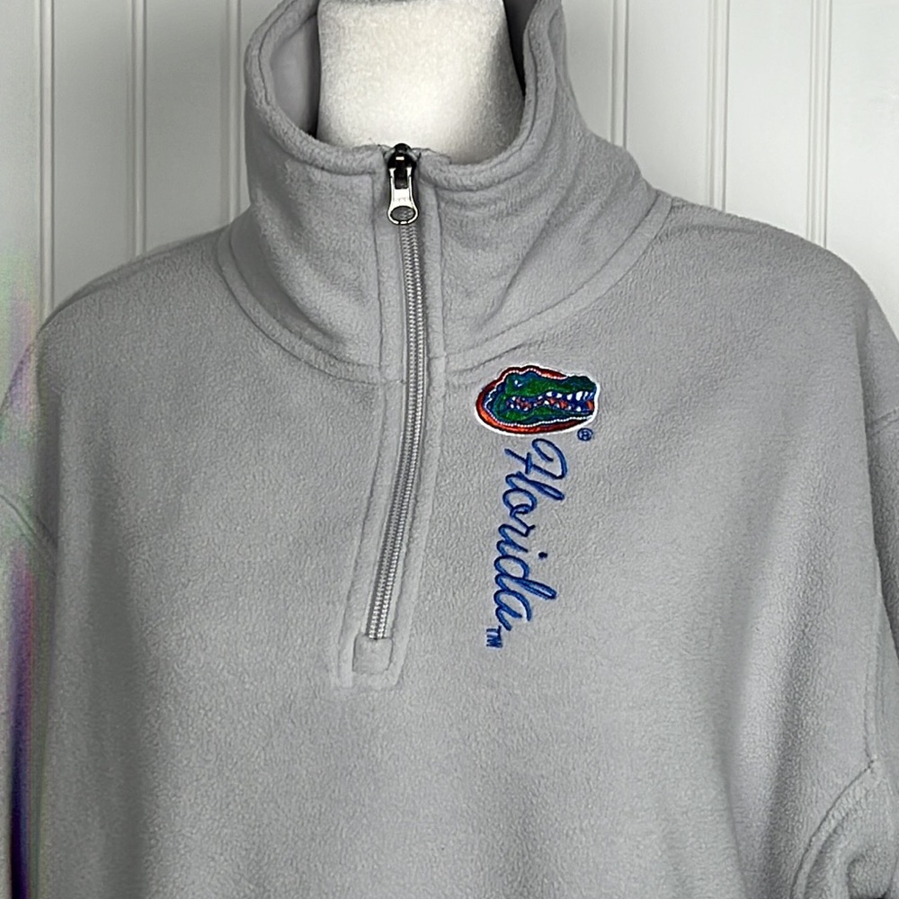 UF quarter zip fleece pullover with pockets